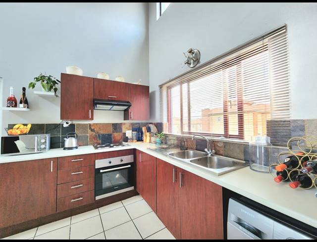 2 BEDROOM APARTMENT FOR SALE IN HONEYDEW